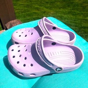 Crocs Original Classic Junior Kids Youth Size J1 Unisex Clog Sandal Shoe Purple